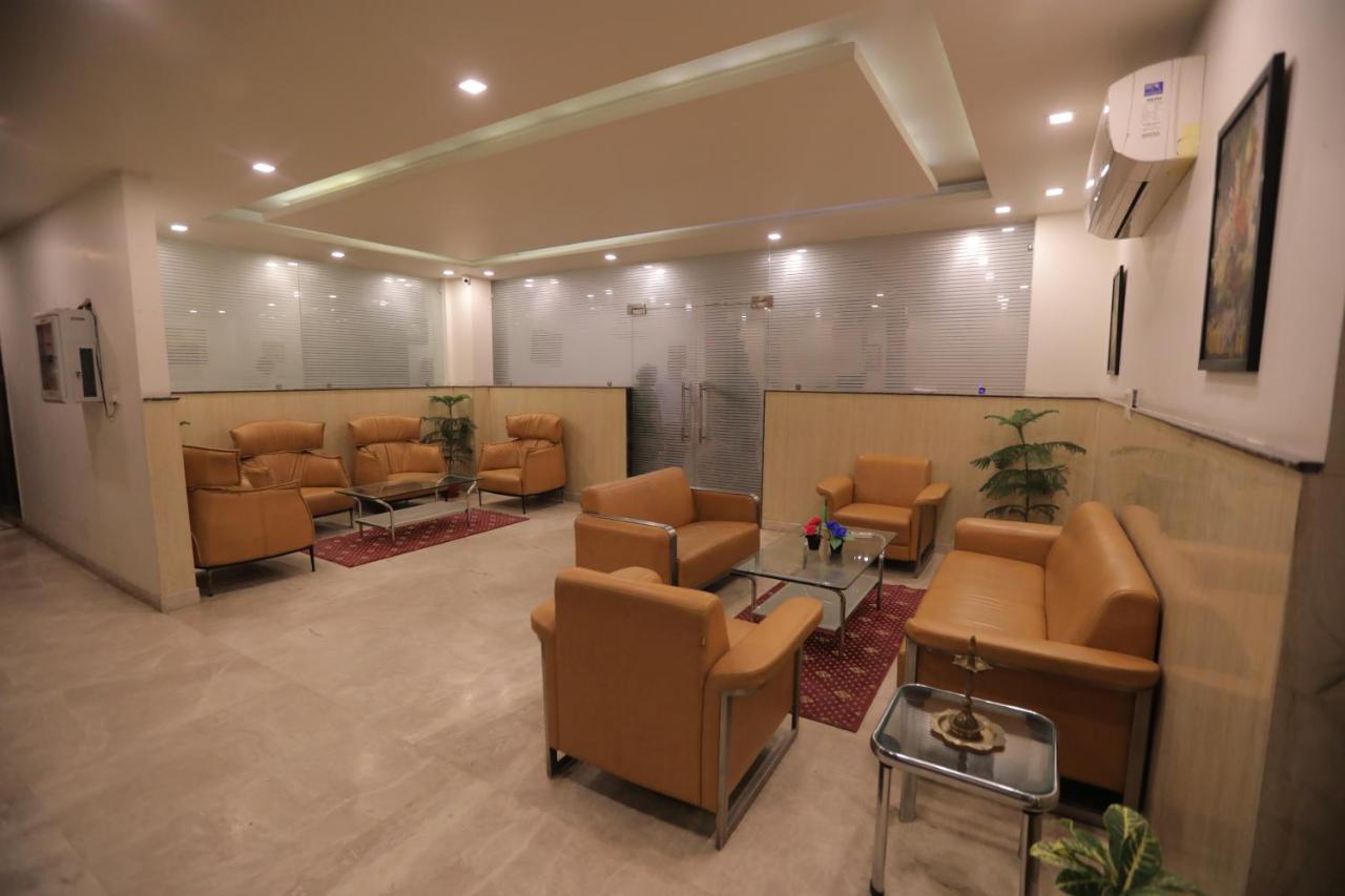 Airport Hotel Bollywood Paradise New Delhi Exterior photo
